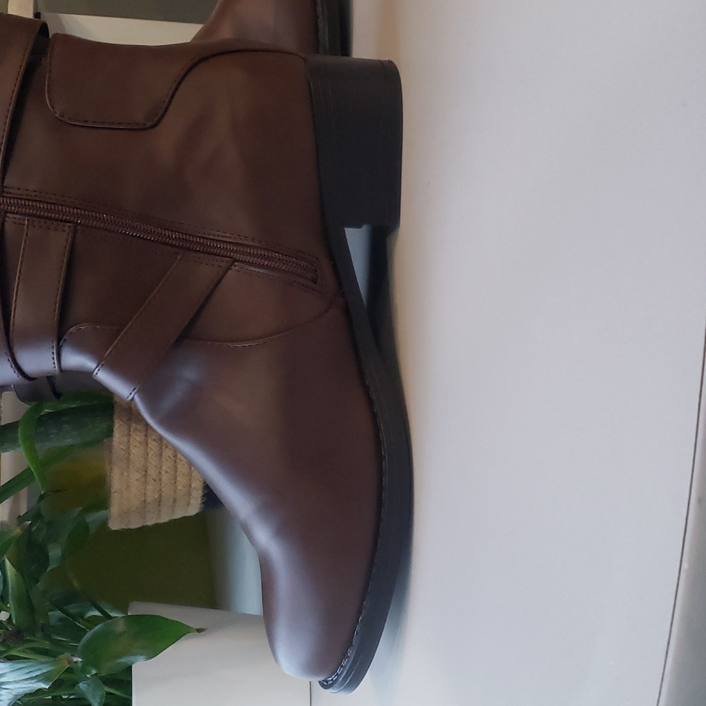 Torrid wide calf boots - Picture 4 of 11